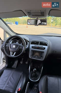 Минивэн SEAT Altea XL 2010 в 