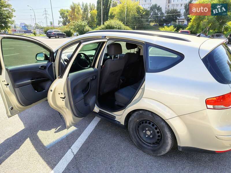 Минивэн SEAT Altea XL 2007 в Киеве
