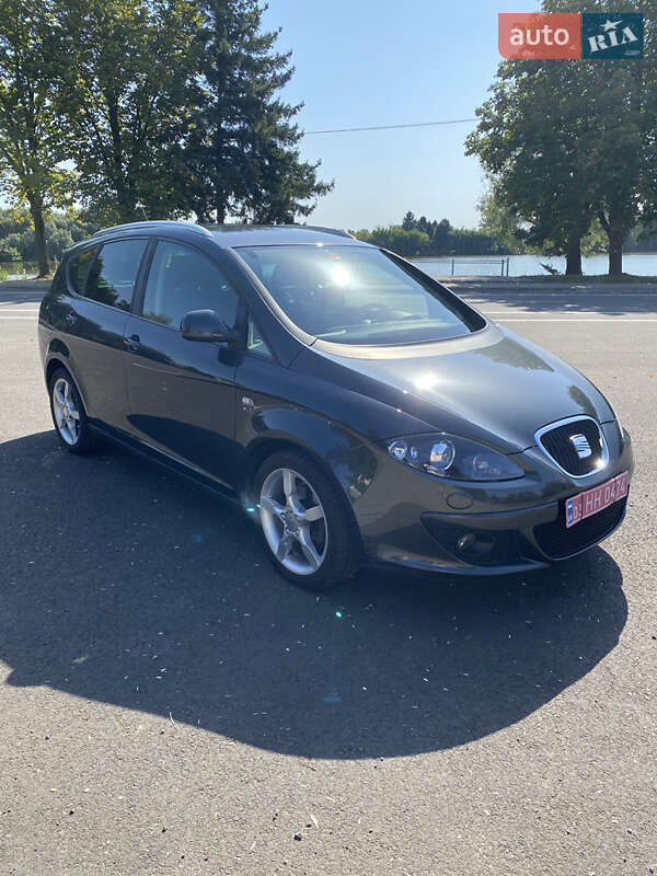 Минивэн SEAT Altea XL 2009 в Луцке фото 10 Минивэн SEAT Altea XL 2009 в Луцке