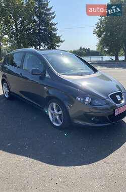 Минивэн SEAT Altea XL 2009 в 