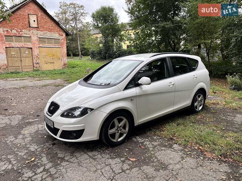Мінівен SEAT Altea XL 2010 в Івано-Франківську