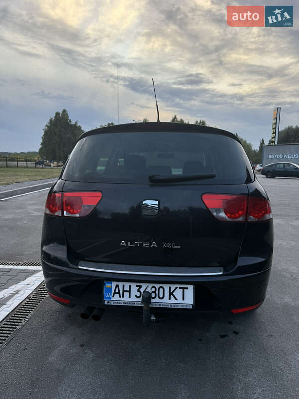 Минивэн SEAT Altea XL 2008 в Обухове
