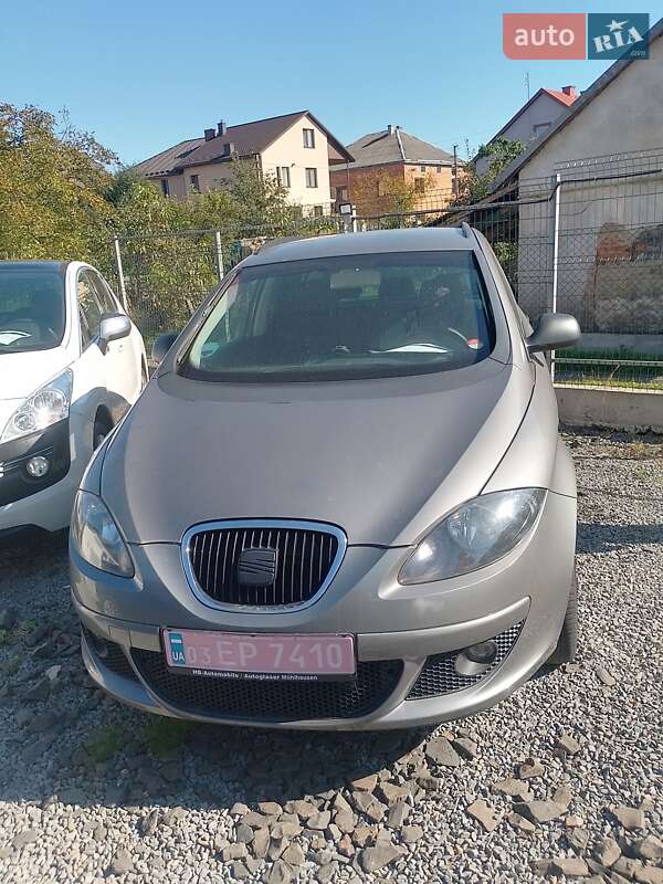 Минивэн SEAT Altea XL 2008 в 
