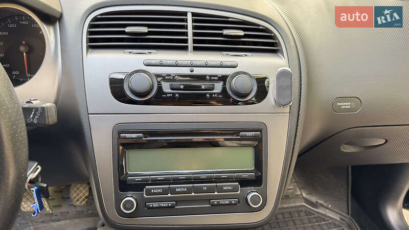 Минивэн SEAT Altea XL 2015 в Новомосковске