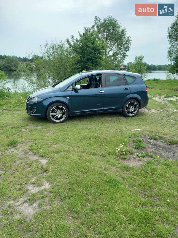 Минивэн SEAT Altea XL 2009 в Чернигове