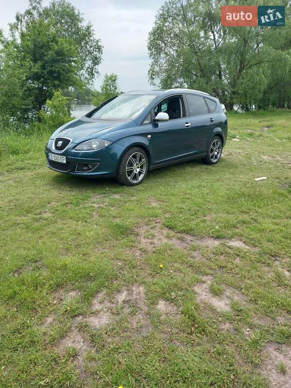 Минивэн SEAT Altea XL 2009 в Чернигове