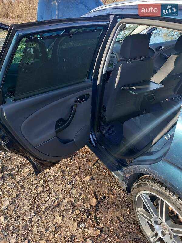 Минивэн SEAT Altea XL 2009 в Чернигове