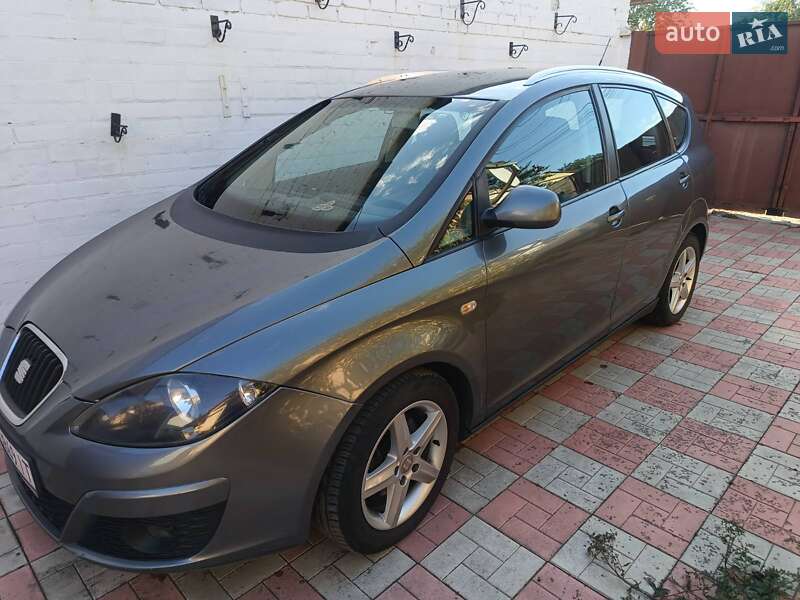 Минивэн SEAT Altea XL 2012 в Харькове