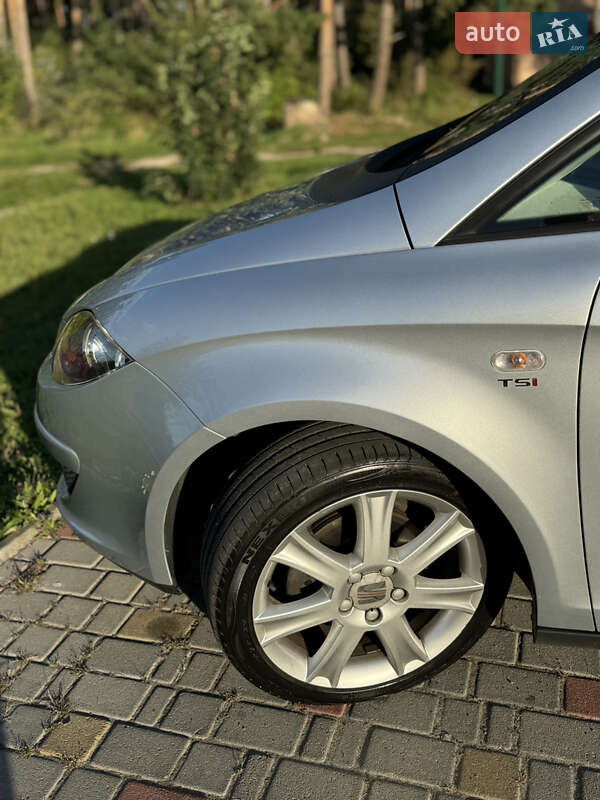 Минивэн SEAT Altea XL 2008 в Решетиловке