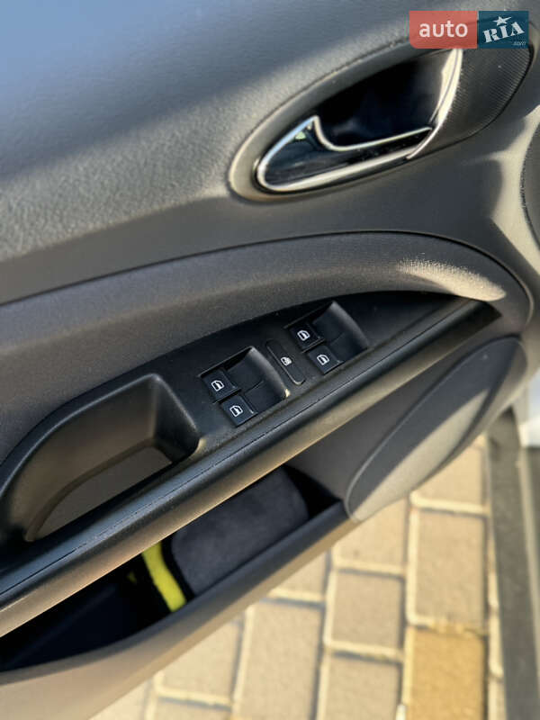 Минивэн SEAT Altea XL 2008 в Решетиловке