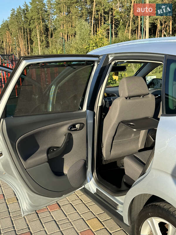 Минивэн SEAT Altea XL 2008 в Решетиловке