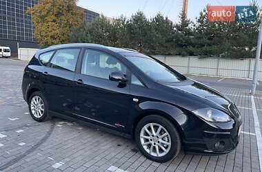 Минивэн SEAT Altea XL 2013 в 