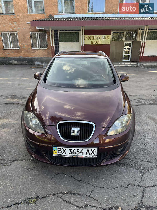 Мінівен SEAT Altea XL 2008 в Хмельницькому фото Мінівен SEAT Altea XL 2008 в Хмельницькому