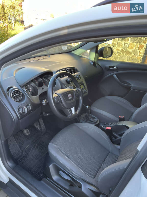 Минивэн SEAT Altea XL 2015 в Киеве