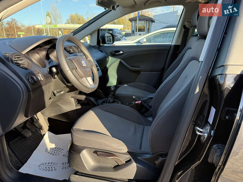 Мінівен SEAT Altea XL 2009 в Житомирі