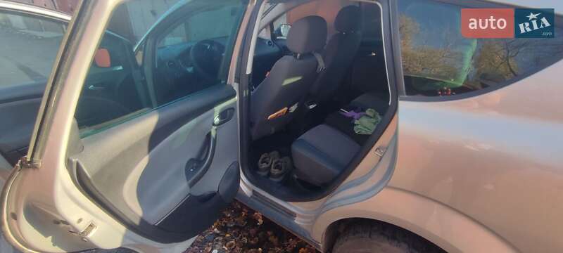 Минивэн SEAT Altea XL 2010 в Киеве