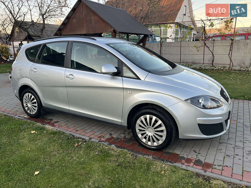 Минивэн SEAT Altea XL 2010 в Житомире