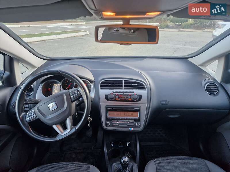 Минивэн SEAT Altea XL 2015 в Киеве