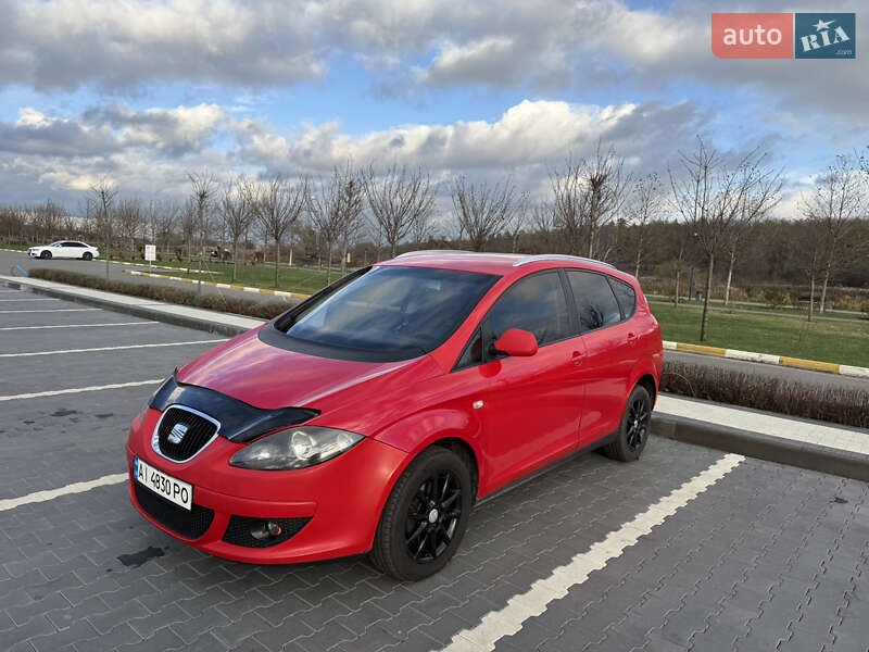 Минивэн SEAT Altea XL 2010 в Ирпене