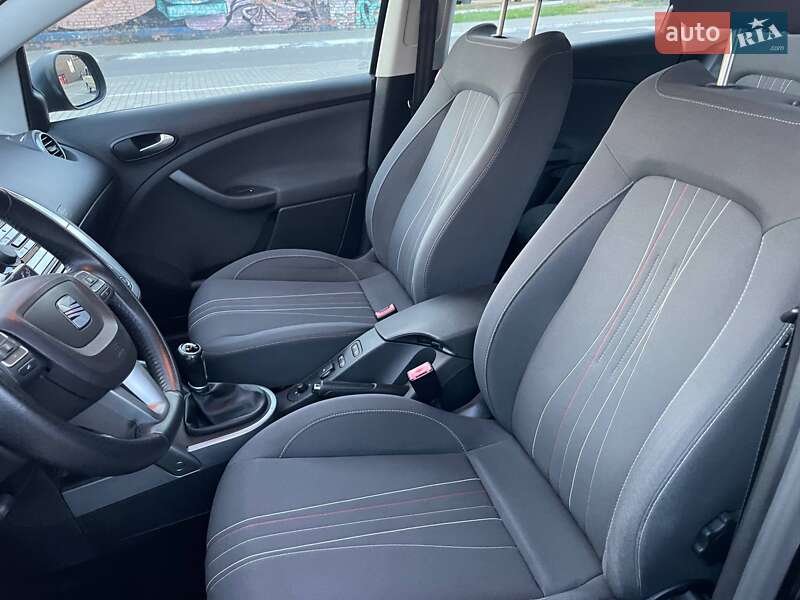 Мінівен SEAT Altea XL 2013 в Луцьку