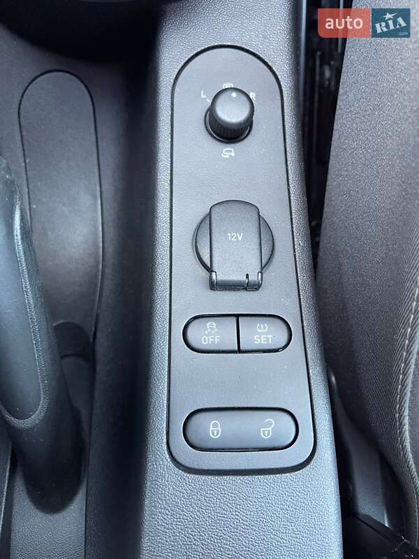 Мінівен SEAT Altea XL 2013 в Луцьку