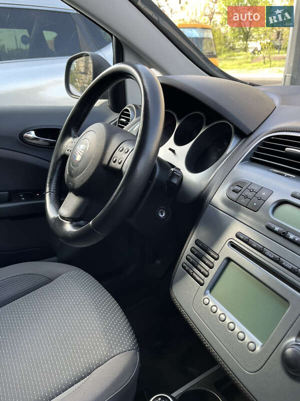 Минивэн SEAT Altea XL 2008 в Днепре