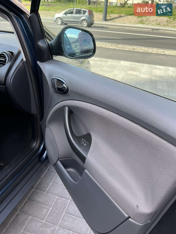 Минивэн SEAT Altea XL 2008 в Днепре