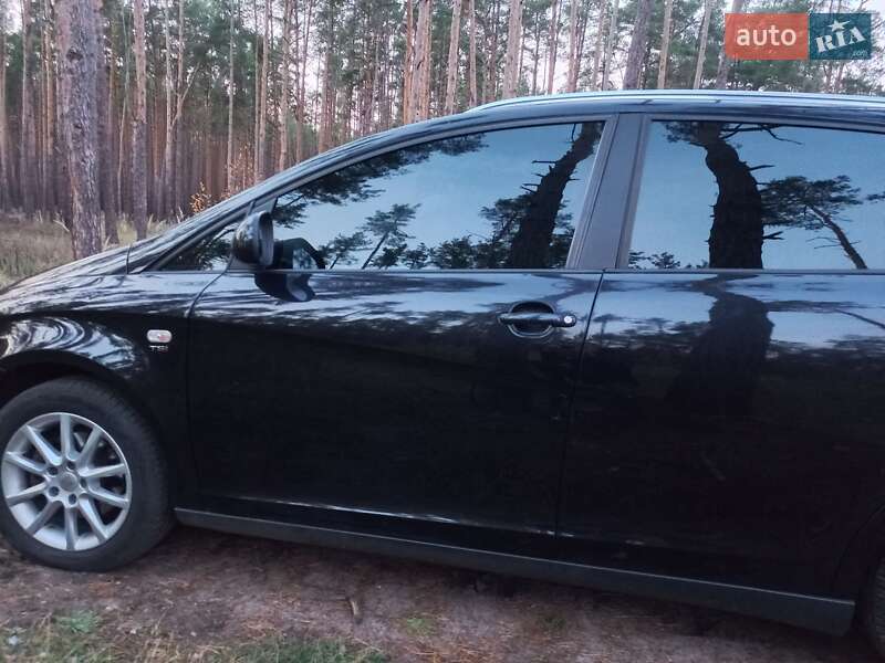 Минивэн SEAT Altea XL 2009 в Гостомеле фото 12 Минивэн SEAT Altea XL 2009 в Гостомеле