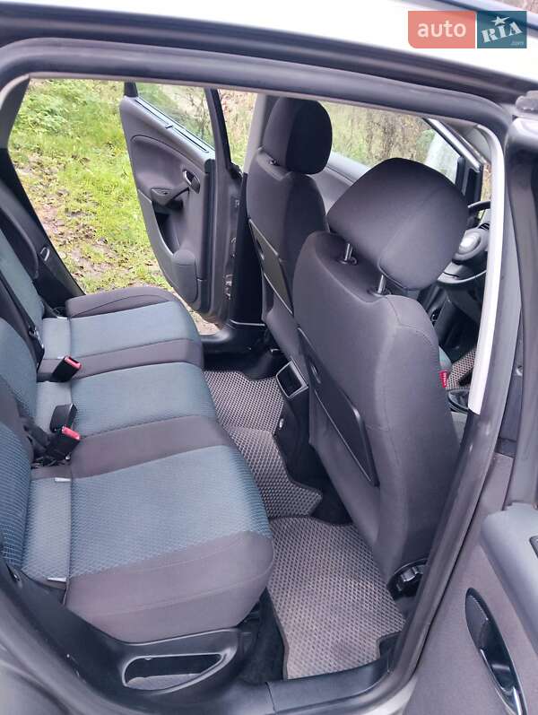 Мінівен SEAT Altea XL 2008 в Кривому Розі фото 9 Мінівен SEAT Altea XL 2008 в Кривому Розі