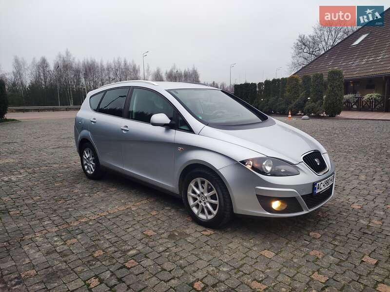 Мінівен SEAT Altea XL 2010 в Житомирі