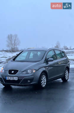 Мінівен SEAT Altea XL 2013 в Черкасах
