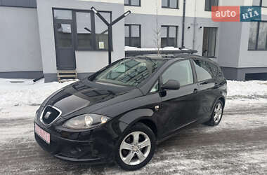 Мінівен SEAT Altea XL 2008 в Дубні