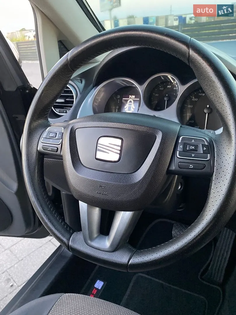 2010 SEAT Altea - мініатюра 23
