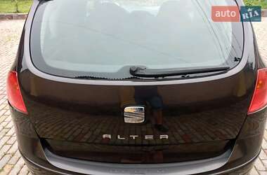 Хэтчбек SEAT Altea 2005 в 