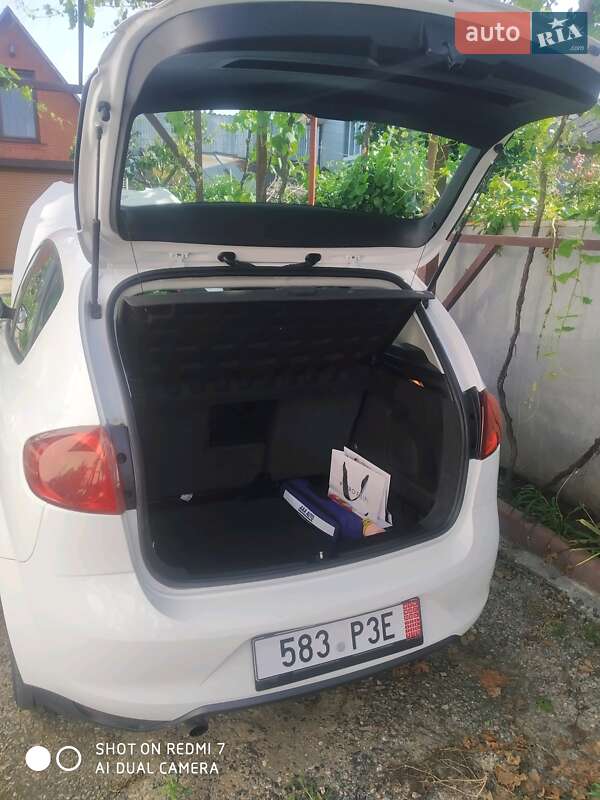 Минивэн SEAT Altea 2012 в Измаиле