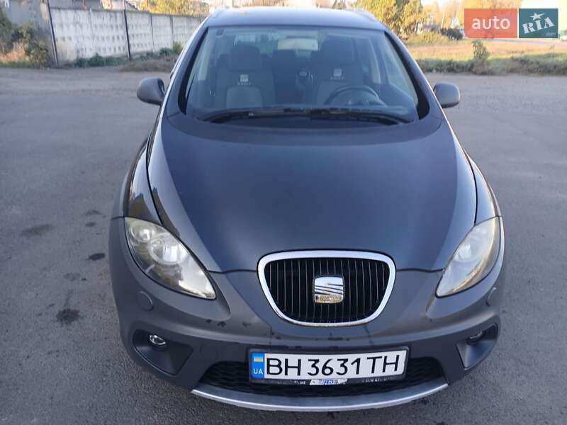 Минивэн SEAT Altea 2009 в Подольске