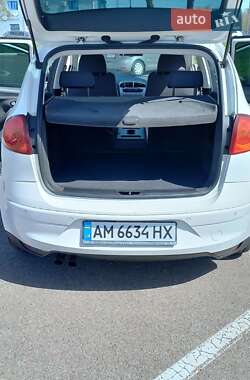 Минивэн SEAT Altea 2009 в 