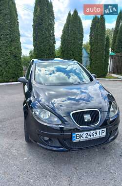 Минивэн SEAT Altea 2008 в 
