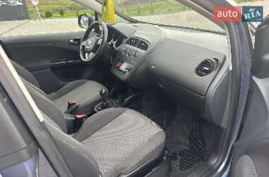 Минивэн SEAT Altea 2010 в 