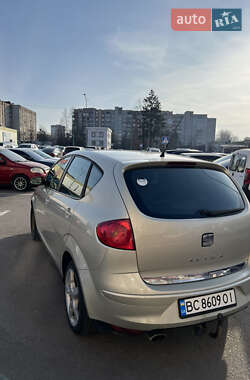 Минивэн SEAT Altea 2004 в 