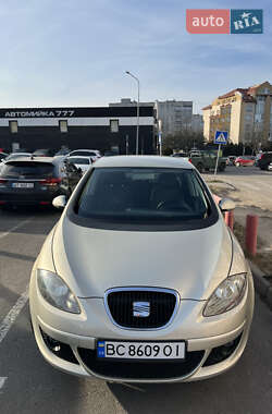 Минивэн SEAT Altea 2004 в 