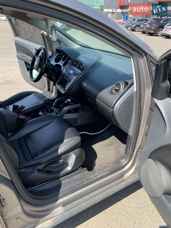 Минивэн SEAT Altea 2007 в Киеве фото 8 Минивэн SEAT Altea 2007 в Киеве