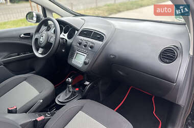 Минивэн SEAT Altea 2006 в 
