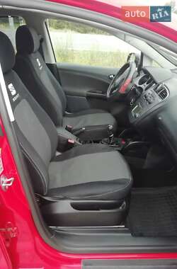 Минивэн SEAT Altea 2008 в 