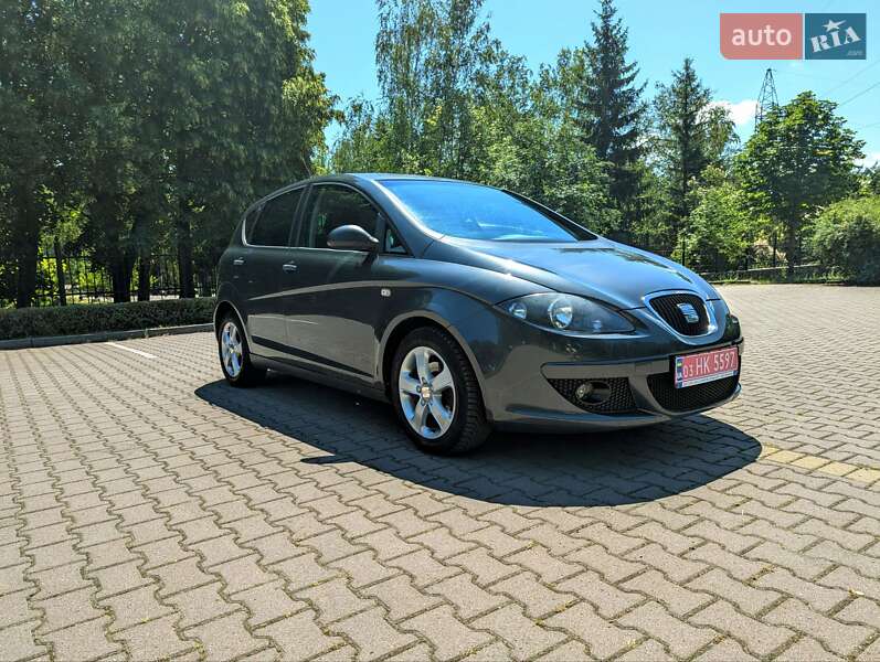Минивэн SEAT Altea 2008 в 
