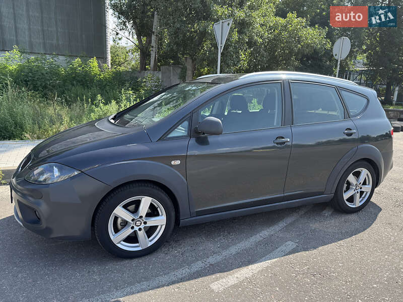 Минивэн SEAT Altea 2010 в Киеве