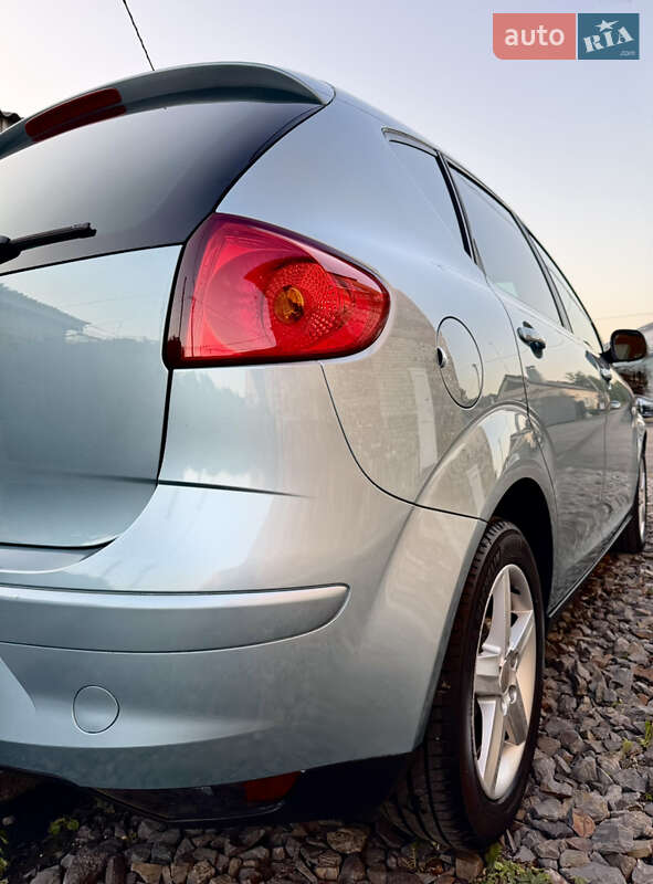Минивэн SEAT Altea 2009 в Луцке