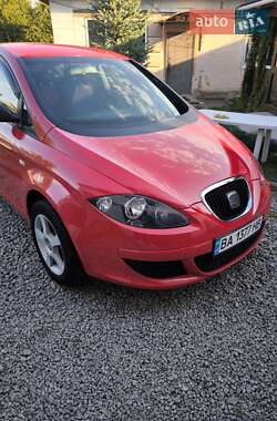 Минивэн SEAT Altea 2004 в 
