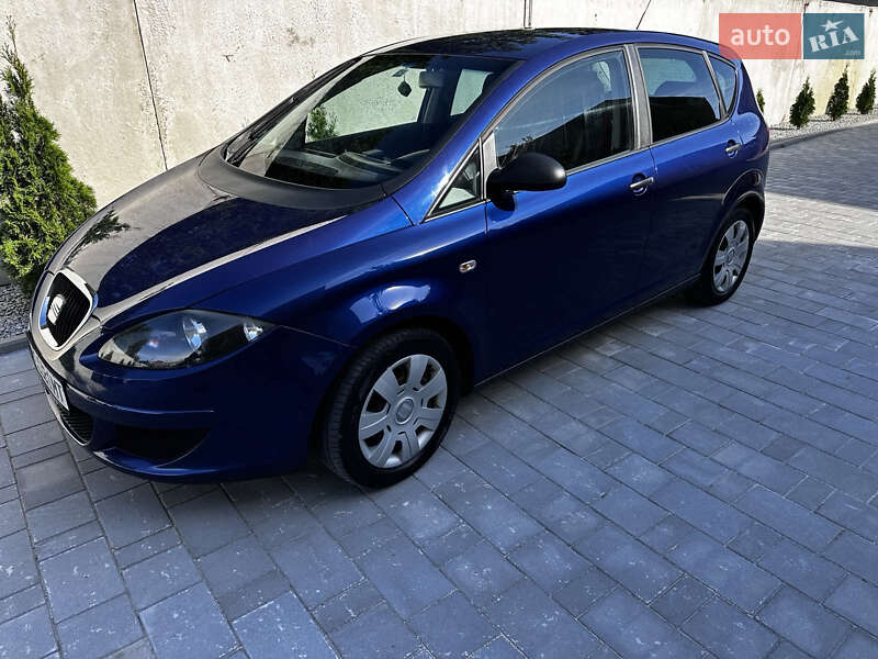 Минивэн SEAT Altea 2006 в Житомире