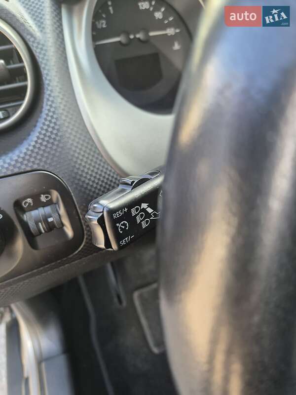 Минивэн SEAT Altea 2005 в Киеве